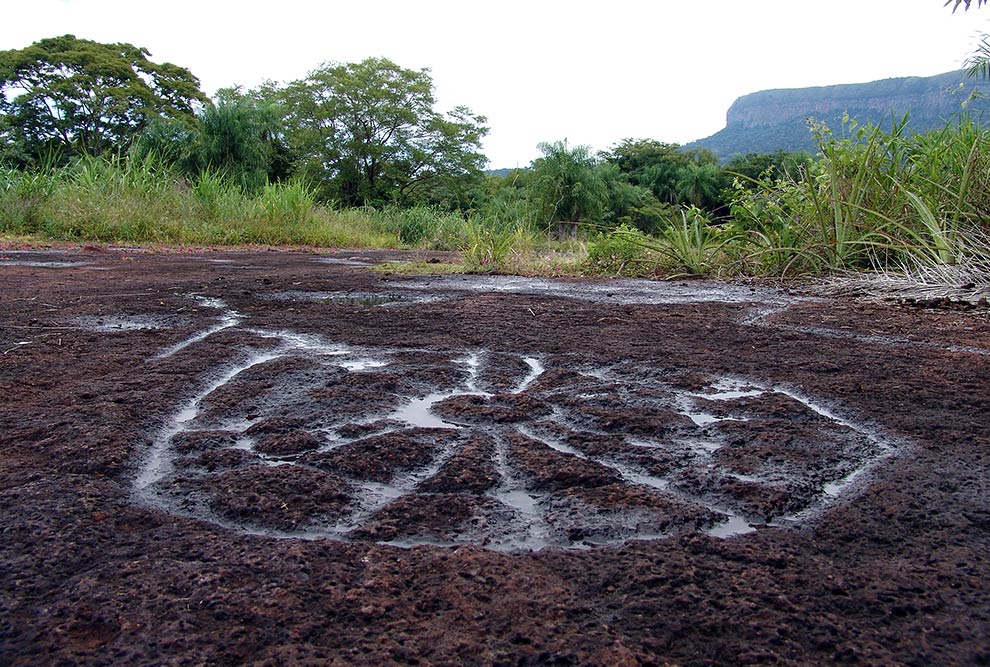 As inscrições em rochas revelam as marcas deixadas por essas comunidades ancestrais e pelas sucessivas culturas pré-históricas ao longo do tempo (Foto: MSCorumba-Sao Domingos/Marcos Jorge)