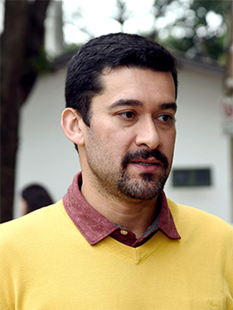 O professor Daniel Martins-de-Souza