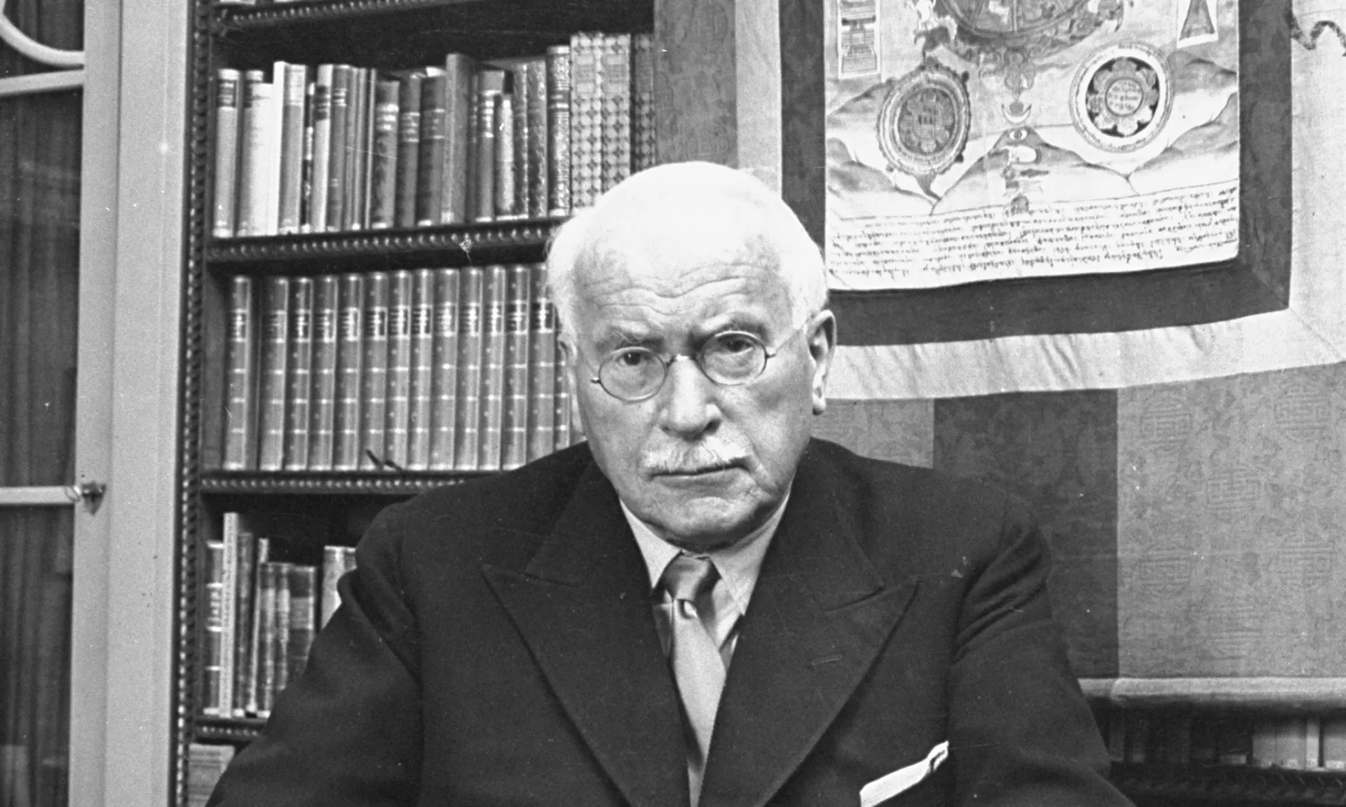 Carl Jung: interesse por estudar fenômenos sobrenaturais, mitologia e religião