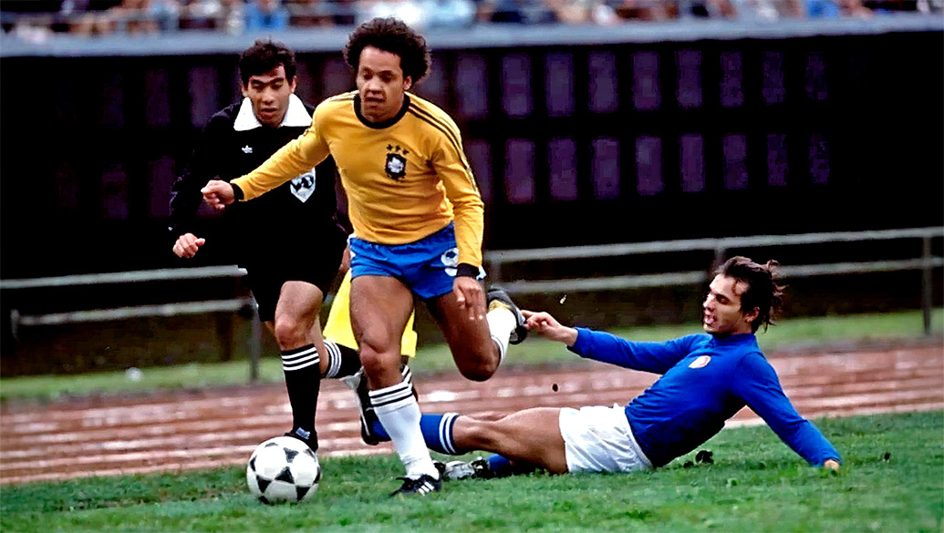 José Reinaldo de Lima escreveu seus primeiros passos na seleção brasileira em 1975 (imagem para o artigo JU Belo como a prosa de Alexandre Carneiro)