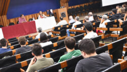 Em palestra na Unicamp, a astrônoma Rosaly Lopes, cientista residente do IdEA, deu detalhes sobre o planejamento e a realização das viagens ao espaço