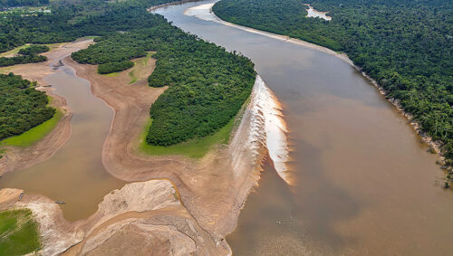 SECA NO RIO AMAZONAS, CONSEQUÊNCIA DA FALTA DE CHUVAS NA AMAZÔNIA