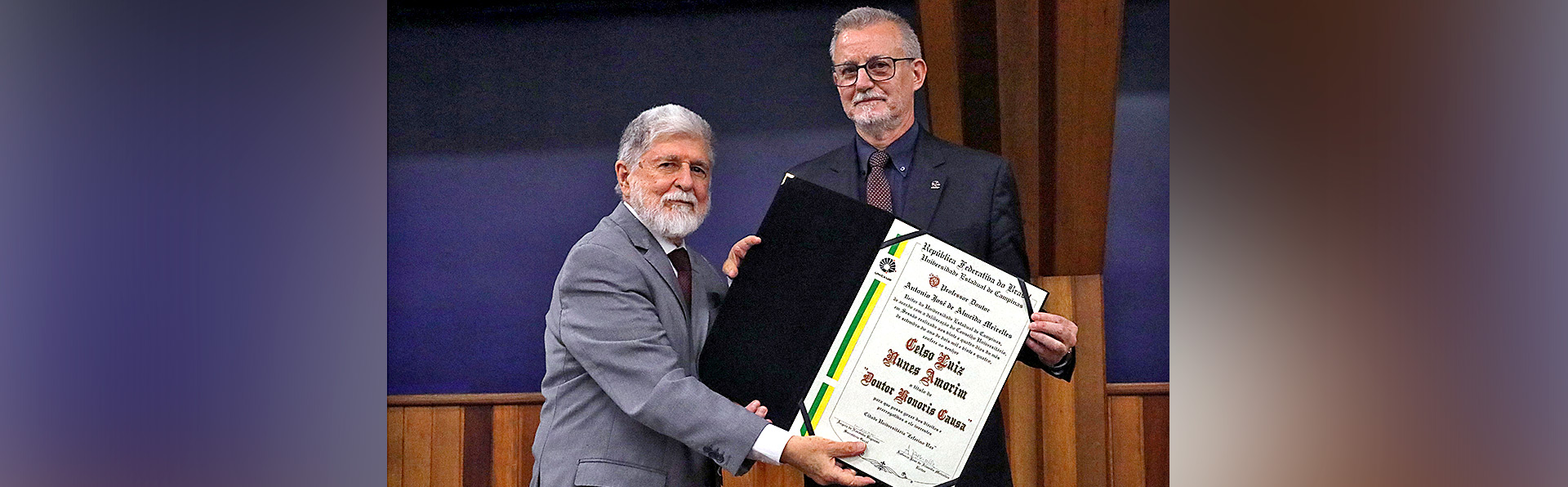 Celso Amorim recebe título de Doutor Honoris Causa e alerta para crescimento da extrema direita no mundo