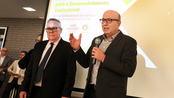 Paulo Cesar Montagner (esq.) e Dario Saadi