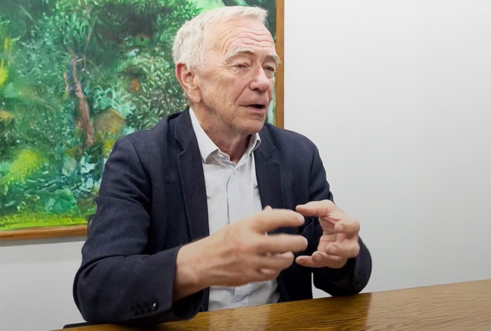 O professor deve criar situações de aprendizagem que desafiem o aluno, defende Schneuwly
