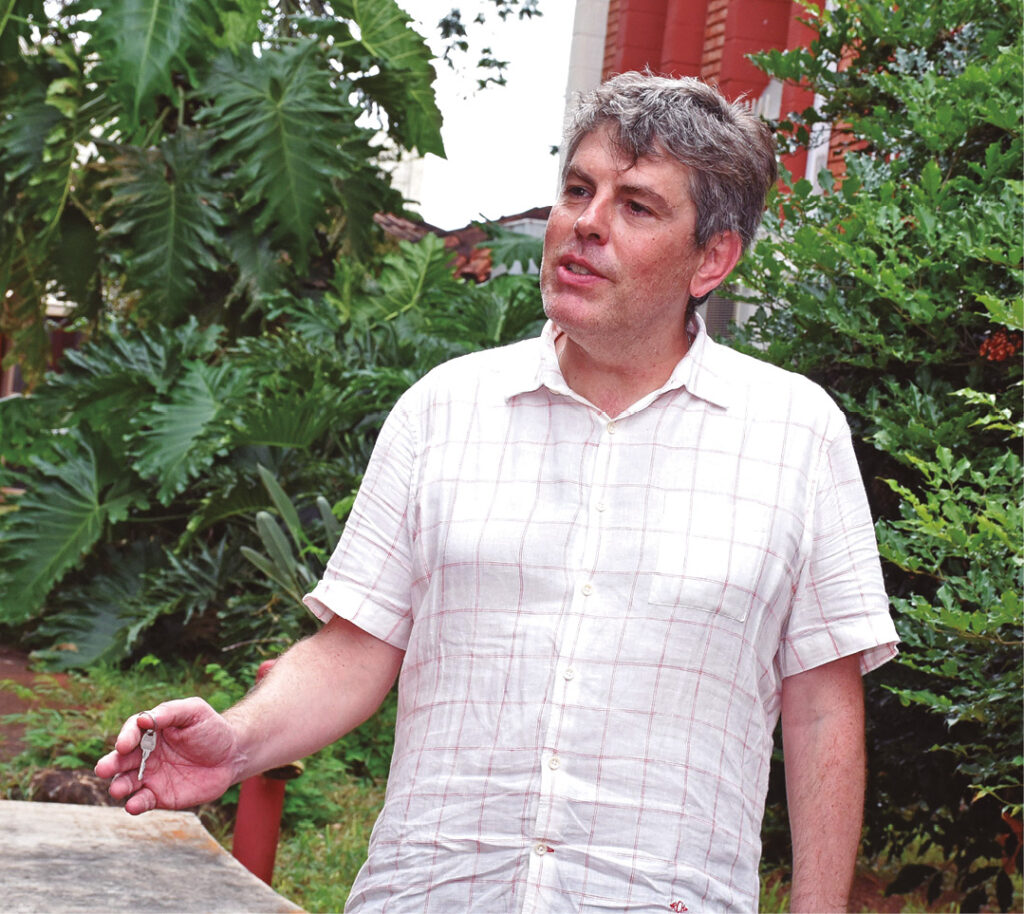 O professor Pedro Jose Perez-Martinez, orientador da tese de doutorado: transporte precário