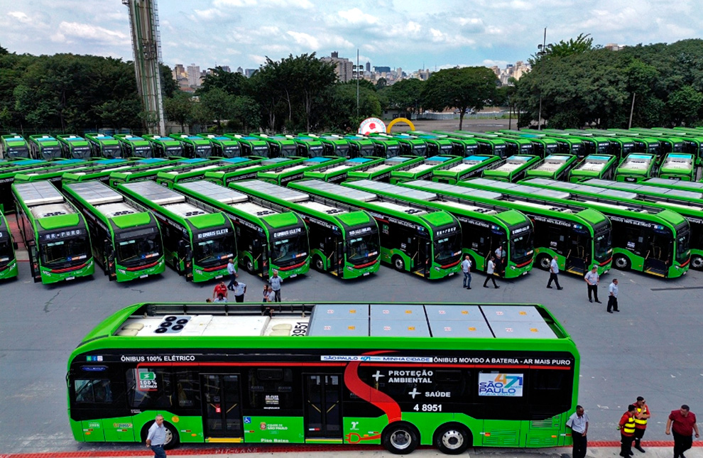 Frota de ônibus elétrico da Prefeitura de São Paulo durante cermiônia de entrega em janeiro último; pesquisa desenvolvida em parceria com Aneel e CPFL Energia