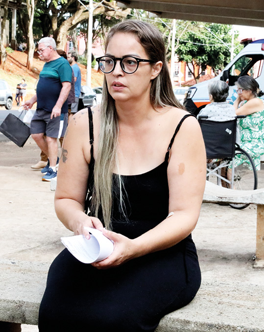 A auxiliar de enfermagem Carla Almeida: atendida no HC, a paciente recebeu tratamento de alto custo contra doença inflamatória rara