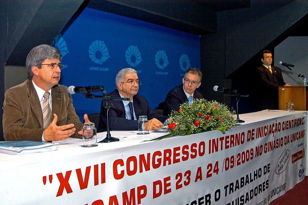 Tributo à atuação acadêmica do professor Fernando Ferreira Costa