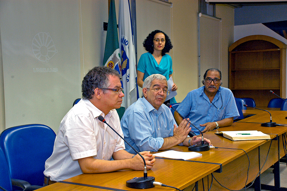 Tributo à atuação acadêmica do professor Fernando Ferreira Costa