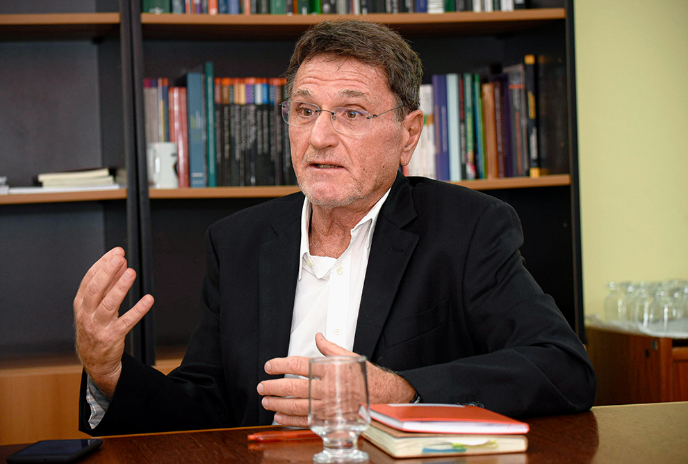 O professor Wlater Belik: comemoração
