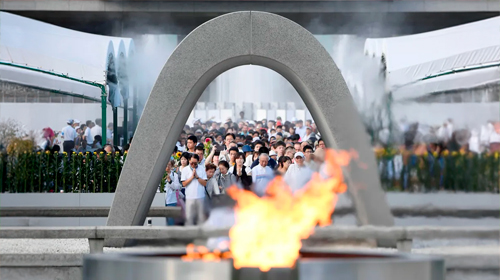 Cerimônia em homenagem às vítimas da bomba atômica de Hiroshima