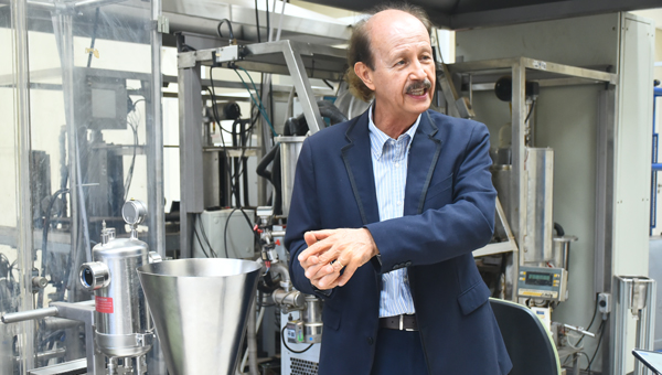 Faculdade de Engenharia Química dá início a um projeto inovador para produção de diesel renovável