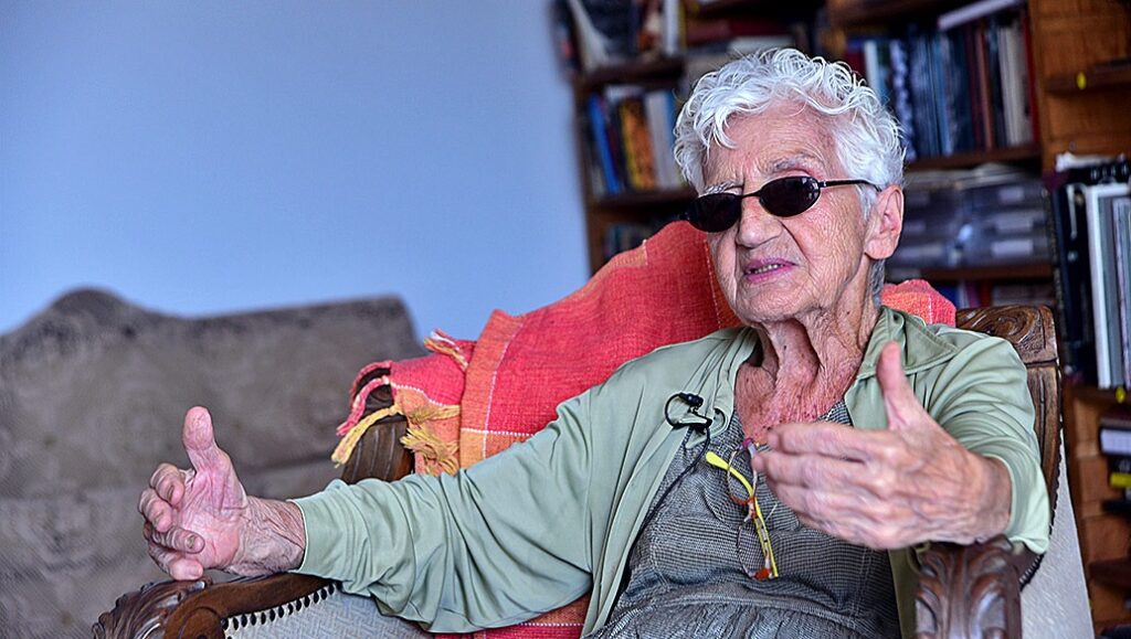 Adunicamp recebe a fotógrafa Nair Benedicto para roda de conversa e exibição do filme “Por que a gente é assim?”