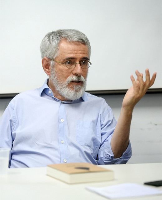 O professor Luiz Marques, durante entrevista para a elaboração do Especial sobre Gaza