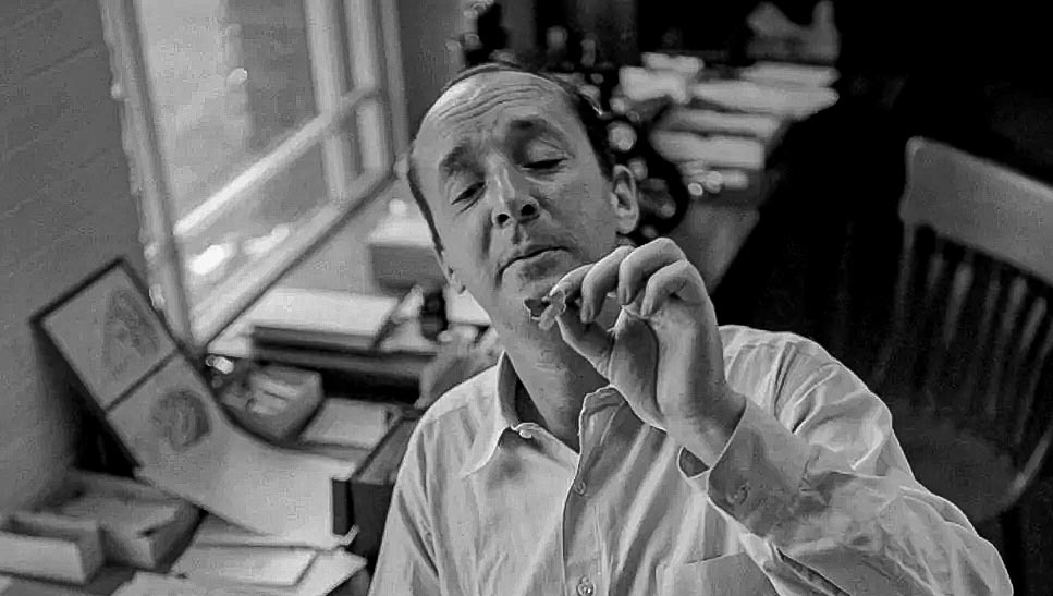 Vladimir Nabokov, autor de Lições de Literatura
