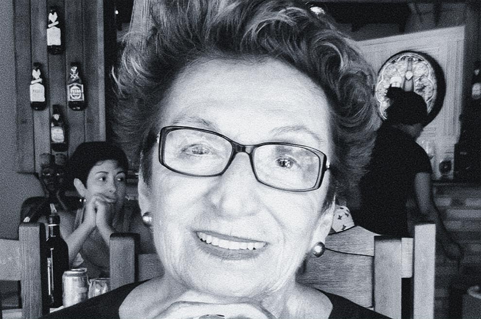 A professora Claudia Thereza Guimarães Lemos: professora voluntária