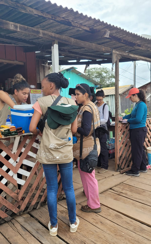 E uma nova expedição a proposta é distribuir 200 filtros de água doados, fornecer capacitação para utilizá-los e realizar oficinas sobre esgotamento sanitário